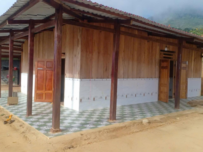 Nhiều hộ đồng bào ở vùng sạt lở núi được bố trí tái định cư xen ghép, ổn định cuộc sống. an-cu3-2208.jpg