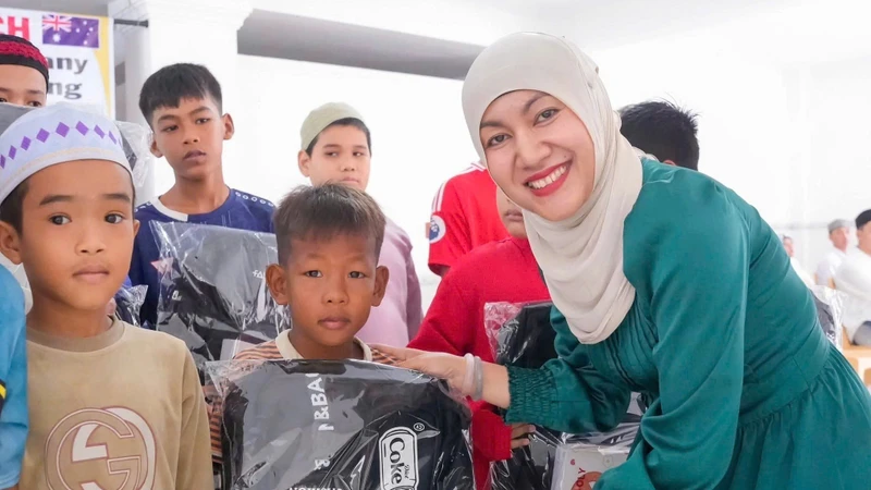 Trái tim nồng hậu và tư duy tiến bộ của một người phụ nữ Chăm