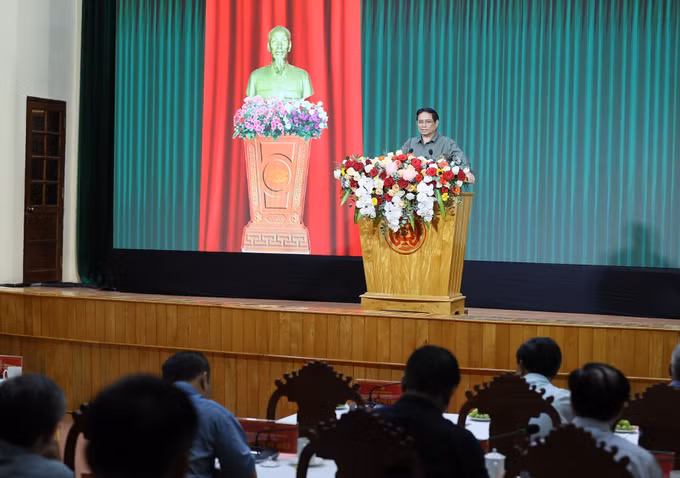 Thủ tướng Phạm Minh Chính khảo sát, kiểm tra các cơ sở, dự án kinh tế - xã hội tại tỉnh Kon Tum ảnh 7