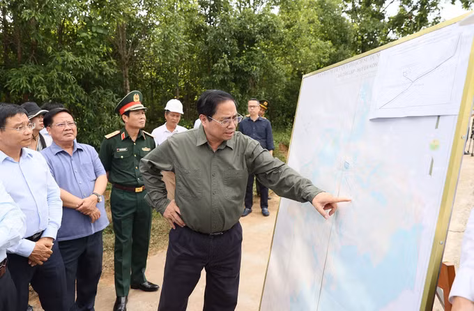 Thủ tướng Phạm Minh Chính khảo sát, kiểm tra các cơ sở, dự án kinh tế - xã hội tại tỉnh Kon Tum ảnh 5