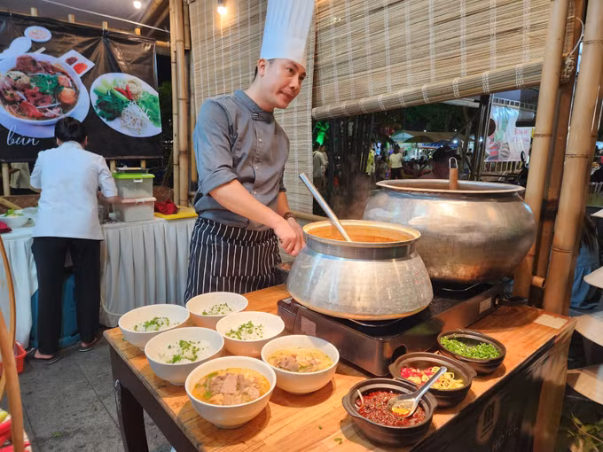 Festival nghề truyền thống Huế 2023: Tôn vinh tinh hoa nghề bún ảnh 2