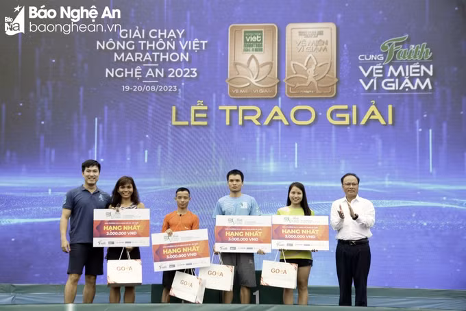 Bế mạc Giải chạy Nông thôn Việt marathon – Nghệ An 2023 ảnh 1