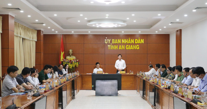 Quang cảnh buổi làm việc. Ảnh: Công Mạo-TTXVN