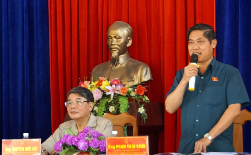 Phó Chủ tịch Quốc hội Nguyễn Đức Hải tiếp xúc cử tri tại 2 huyện miền núi tỉnh Quảng Nam