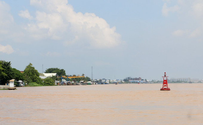 Việc vận hành mở xả lũ 2 cống Tha La, Trà Sư sẽ giúp điều tiết lũ cho vùng Tứ giác Long Xuyên. an-giang-1.jpg