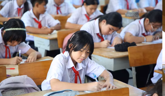 Nhờ đổi mới phương pháp giảng dạy, học sinh Trường Trung học cơ sở Dương Minh Châu tích cực học tập, phát huy tư duy trong giờ học theo hướng phát triển năng lực.