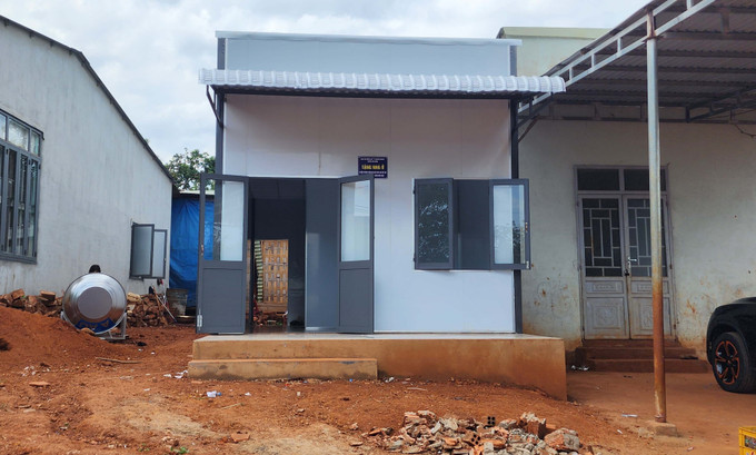 Với cách làm sáng tạo của huyện Bù Đăng, gia đình anh Điểu Thanh Tuấn đã có được căn nhà mơ ước của mình. Với cách làm sáng tạo của huyện Bù Đăng, gia đình anh Điểu Thanh Tuấn đã có được căn nhà mơ ước của mình.