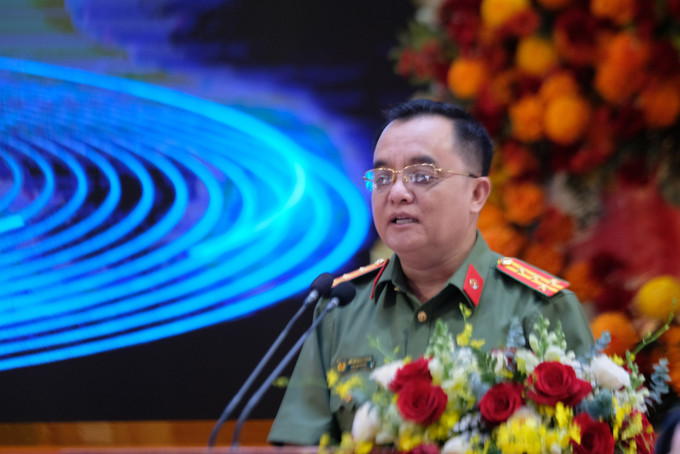 Đại tá Huỳnh Ngọc Liêm, Phó Giám đốc Công an tỉnh Lâm Đồng phát biểu tại chương trình. Đại tá Huỳnh Ngọc Liêm, Phó Giám đốc Công an tỉnh Lâm Đồng phát biểu tại chương trình.