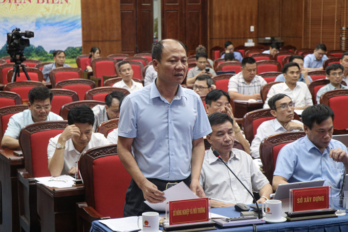 Lãnh đạo Sở Nông nghiệp và Môi trường tỉnh Điện Biên phát biểu tại hội nghị. Lãnh đạo Sở Nông nghiệp và Môi trường tỉnh Điện Biên phát biểu tại hội nghị.