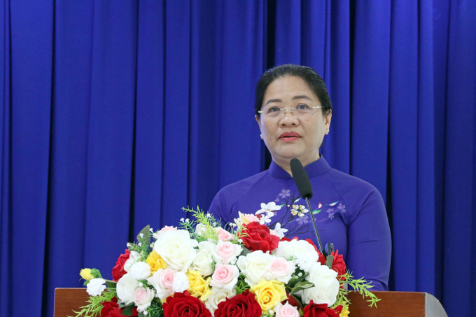 Phó Giám đốc Sở Giáo dục và Đào tạo thành phố Cần Thơ Trần Thị Thu Hằng phát biểu tại buổi lễ.