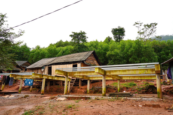 Ngôi nhà mới chuẩn bị được xây dựng tại bản Ka Ai, xã Dân Hoá (Quảng Trị). Ảnh: Thanh Thuỷ/TTXVN