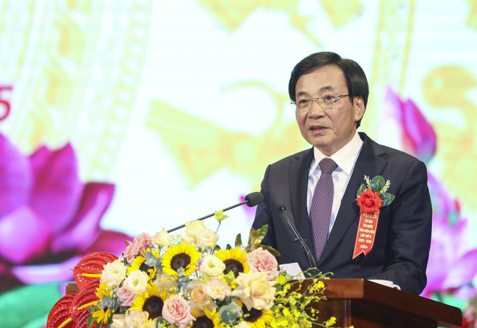 Ông Trần Văn Sơn, Ủy viên Trung ương Đảng, Bộ trưởng, Chủ nhiệm Văn phòng Chính phủ, phát biểu tại Đại hội. Ảnh: Xuân Tư/TTXVN Ông Trần Văn Sơn, Ủy viên Trung ương Đảng, Bộ trưởng, Chủ nhiệm Văn phòng Chính phủ, phát biểu tại Đại hội. Ảnh: Xuân Tư/TTXVN
