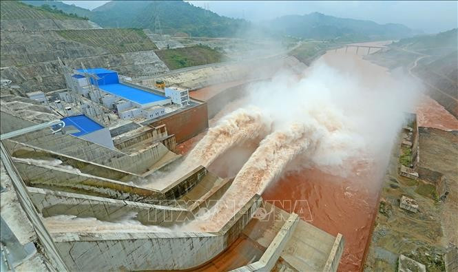 Khu vực đập chính thủy điện Lai Châu. Ảnh tư liệu: Quốc Khánh/TTXVN thuy-dien.jpg
