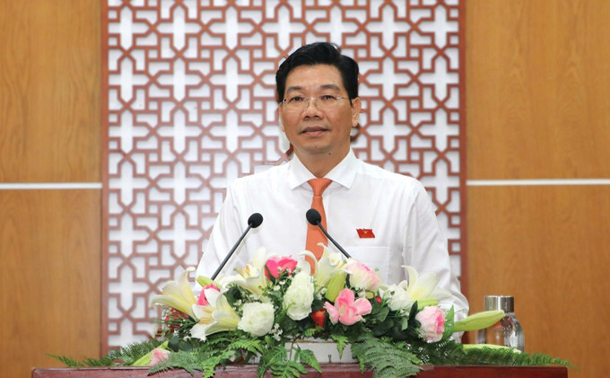 Ông Nguyễn Mạnh Hùng, Phó Bí thư tỉnh ủy, Chủ tịch HĐND tỉnh Tây Ninh, phát biểu tại kỳ họp. Ông Nguyễn Mạnh Hùng, Phó Bí thư tỉnh ủy, Chủ tịch HĐND tỉnh Tây Ninh, phát biểu tại kỳ họp.