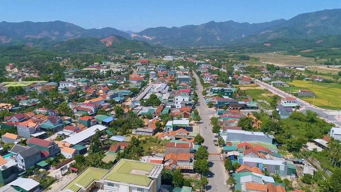 Quang cảnh xã miền núi Long Hiệp, huyện Minh Long (Quảng Ngãi). Quang cảnh xã miền núi Long Hiệp, huyện Minh Long (Quảng Ngãi).