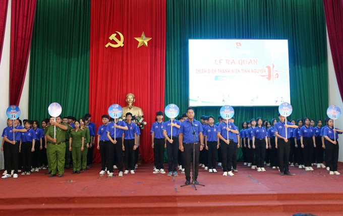 Các đội hình chính của Chiến dịch Thanh niên tình nguyện hè tỉnh Đắk Lắk năm 2025 ra mắt nhận nhiệm vụ. dak-lak-6.jpg