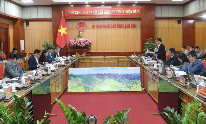 Quang cảnh buổi làm việc.