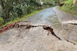 Đắk Lắk: Sạt lở đồi Yang Yeh, nguy cơ mất an toàn cho người dân