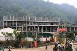 Hiện thực hóa Kết luận 81-TB/TW - Bài 1: Vượt khó giữ nhịp học không bị đứt quãng