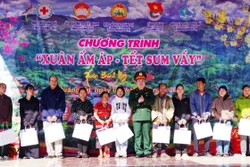 Xuân sum vầy, Tết sẻ chia