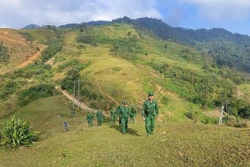 Giữ vẹn mùa Xuân bình yên nơi tuyến đầu biên giới