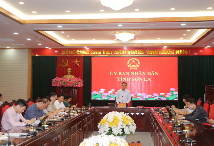 Quang cảnh cuộc họp. son-la5-060825.jpg