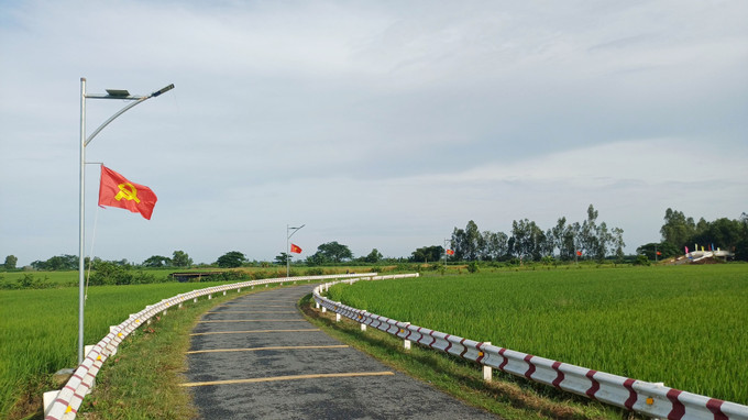 Hạ tầng giao thông về xã Lâm Tân (thành phố Cần Thơ) được đầu tư khang trang. can-tho2-120825.jpg