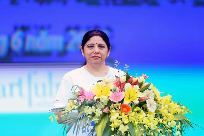Tiến sĩ Monica Sharma, Giám đốc Trung tâm Văn hóa Swami Vivekananda, Đại sứ quán Ấn Độ tại Việt Nam phát biểu.