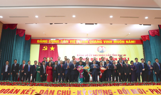 Ra mắt Ban Chấp hành Đảng bộ UBND tỉnh Gia Lai nhiệm kỳ 2025-2030. Ra mắt Ban Chấp hành Đảng bộ UBND tỉnh Gia Lai nhiệm kỳ 2025-2030.