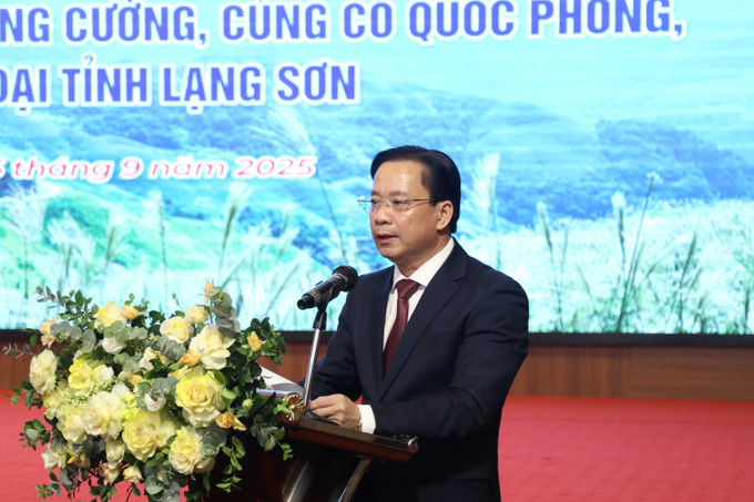 Bí thư Tỉnh ủy Lạng Sơn Hoàng Văn Nghiệm phát biểu tại Hội thảo. lang-son2-150925.jpg