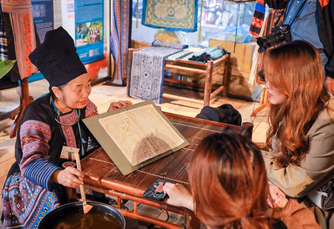 ngay-hoi-vh-mong9-131225.jpg