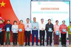 Gia Lai: Tặng 1.000 thẻ bảo hiểm y tế cho người dân có hoàn cảnh khó khăn