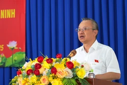 Tháo gỡ khó khăn cho người dân khu vực biên giới Hòa Hội