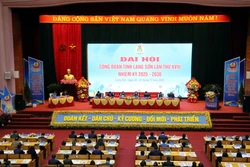 Nắm bắt tâm tư, nguyện vọng của người lao động, giải quyết vấn đề phát sinh từ cơ sở