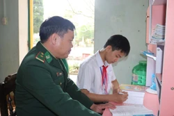 Điểm tựa biên cương xanh - Bài 2: Nâng bước học trò nghèo chinh phục tri thức