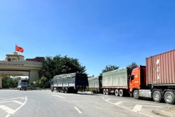 Siết chặt tuyến biên giới, ngăn chặn buôn lậu dịp cuối năm