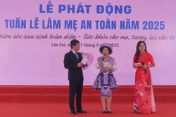 Những cô đỡ thôn bản trên hành trình xóa bỏ hủ tục