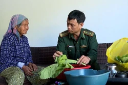 Mô hình dân vận thiết thực đồng hành cùng người dân vùng biên giới