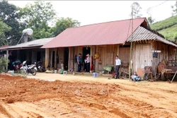 Dốc toàn lực hỗ trợ người dân khó khăn sớm có nơi ở ổn định