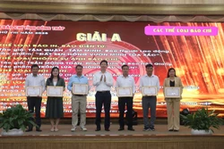Báo chí góp sức vì Đất Sen hồng bền vững và nhân văn