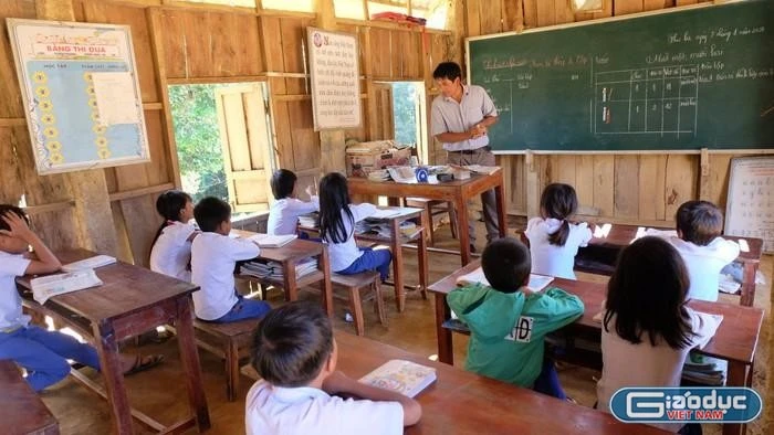 Gieo niềm tin, ước mơ cho học trò nghèo