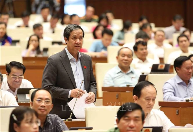 Bộ trưởng Bộ Giáo dục và Đào tạo Nguyễn Kim Sơn phát biểu ý kiến. Ảnh: An Đăng - TTXVN