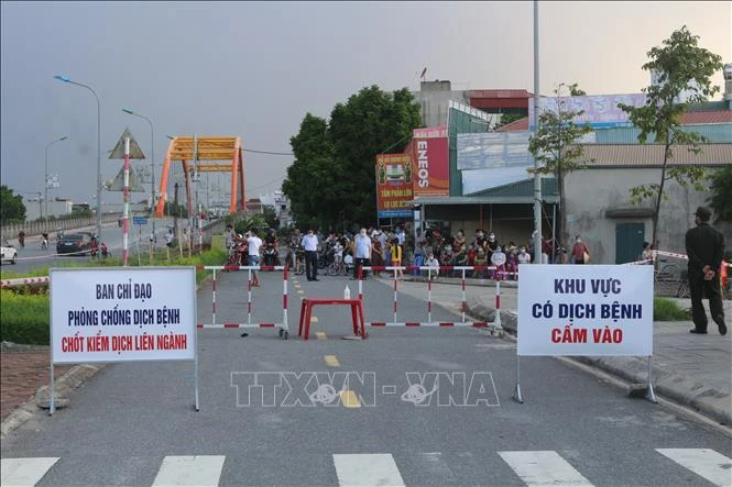 Thêm 26 trường hợp nhập cảnh mắc COVID-19 được cách ly ngay tại Thành phố Hồ Chí Minh và Đà Nẵng