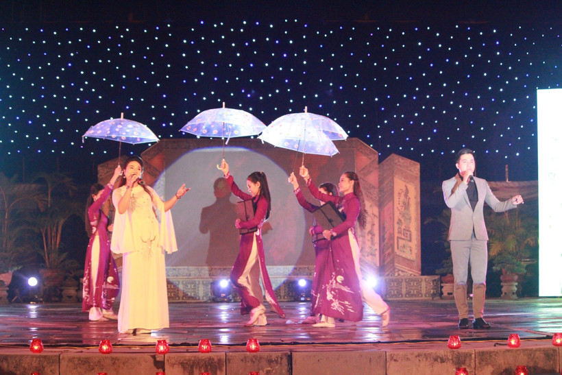 Festival Huế 2022: Chương trình nghệ thuật “Hương sắc mùa thu”