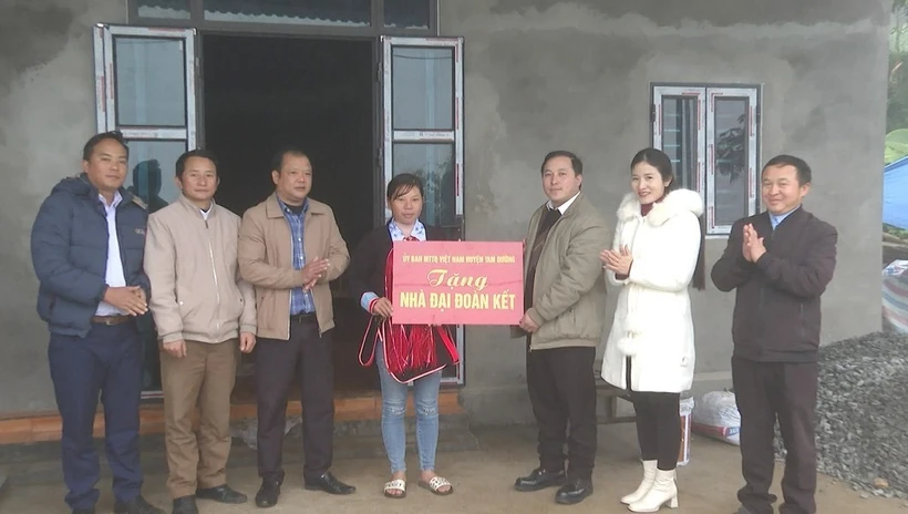Xuân về bên những ngôi nhà Đại đoàn kết