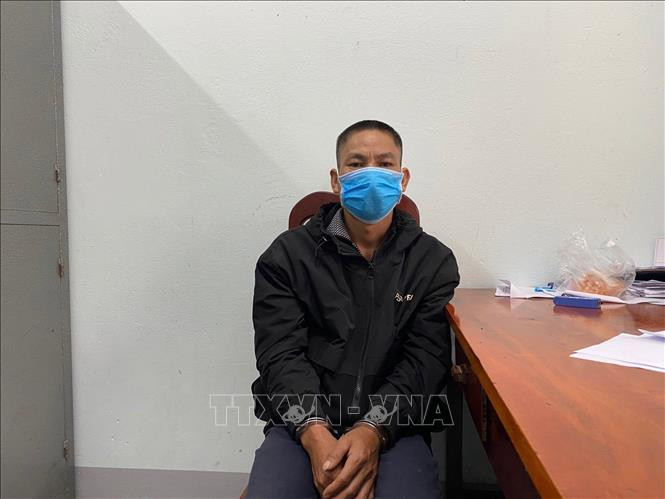 Đối tượng Nông Văn Hướng bị bắt về hành vi vận chuyển trái phép chất ma túy. Ảnh: Hoàng Chiến-TTXVN phát.