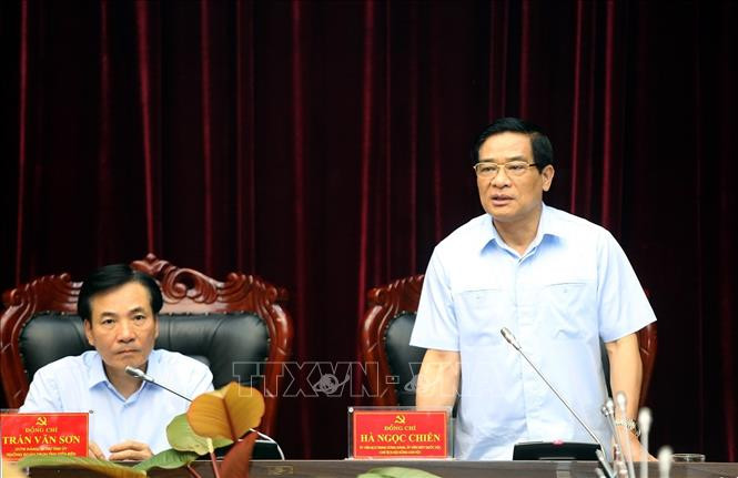 Chủ tịch Hội đồng Dân tộc của Quốc hội Hà Ngọc Chiến phát biểu tại buổi làm việc. Ảnh: Phan Tuấn Anh – TTXVN