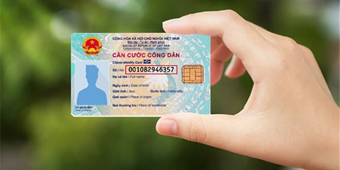 Thí điểm khám, chữa bệnh bảo hiểm y tế bằng căn cước công dân gắn chíp