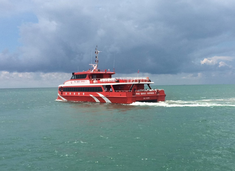 Tàu cao tốc EXPRESS của Công ty Cổ phần Tàu cao tốc Phú Quốc . Ảnh: TTXVN phát