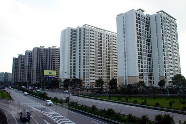 Hai tòa nhà thuộc khu nhà ở học sinh, sinh viên khu Pháp Vân-Tứ Hiệp được xem xét chuyển đổi sang nhà ở xã hội. Ảnh: Tuấn Anh - TTXVN
